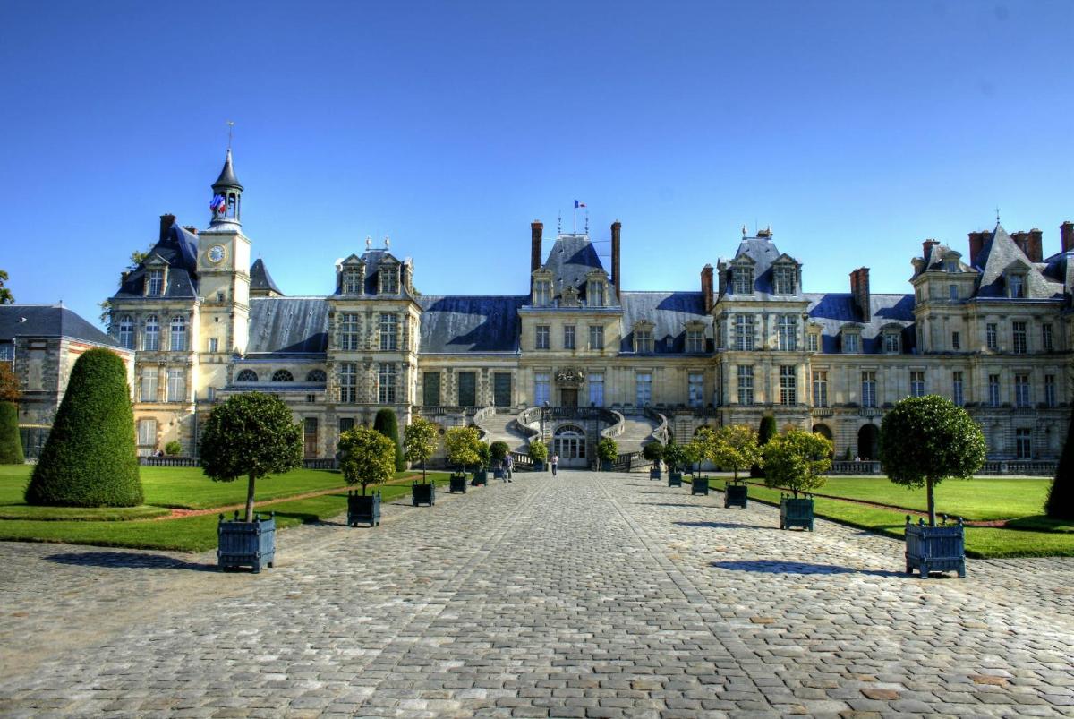 PALÁCIO DE FONTAINEBLEAU