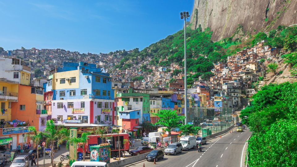 ROCINHA E VILA CANOAS