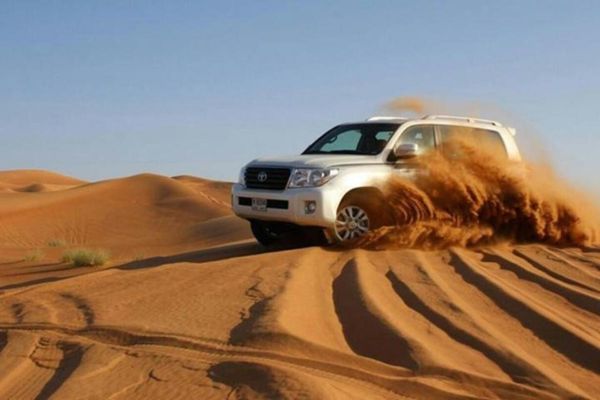 SAFARI OFFROAD NO DESERTO COM JANTAR E SHOWS AO VIVO