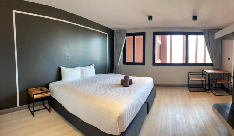 Prime Town - Posh & Port Hotel Phuket