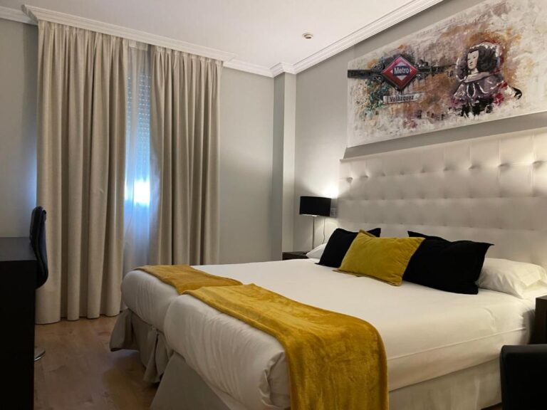 HOTEL SUITES FERIA DE MADRID