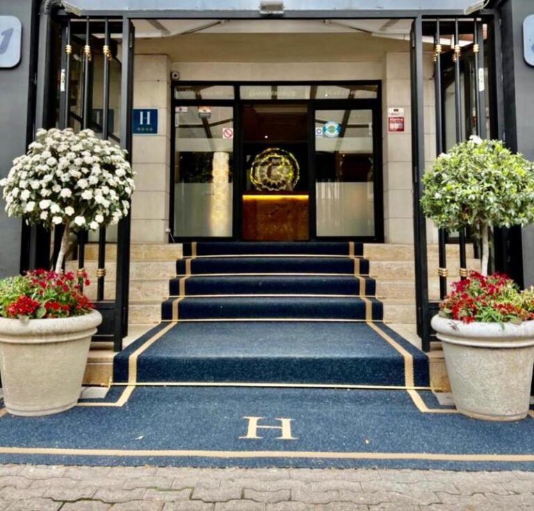 HOTEL SUITES FERIA DE MADRID